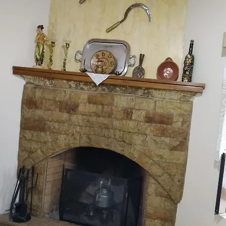 Holiday home Giotas House